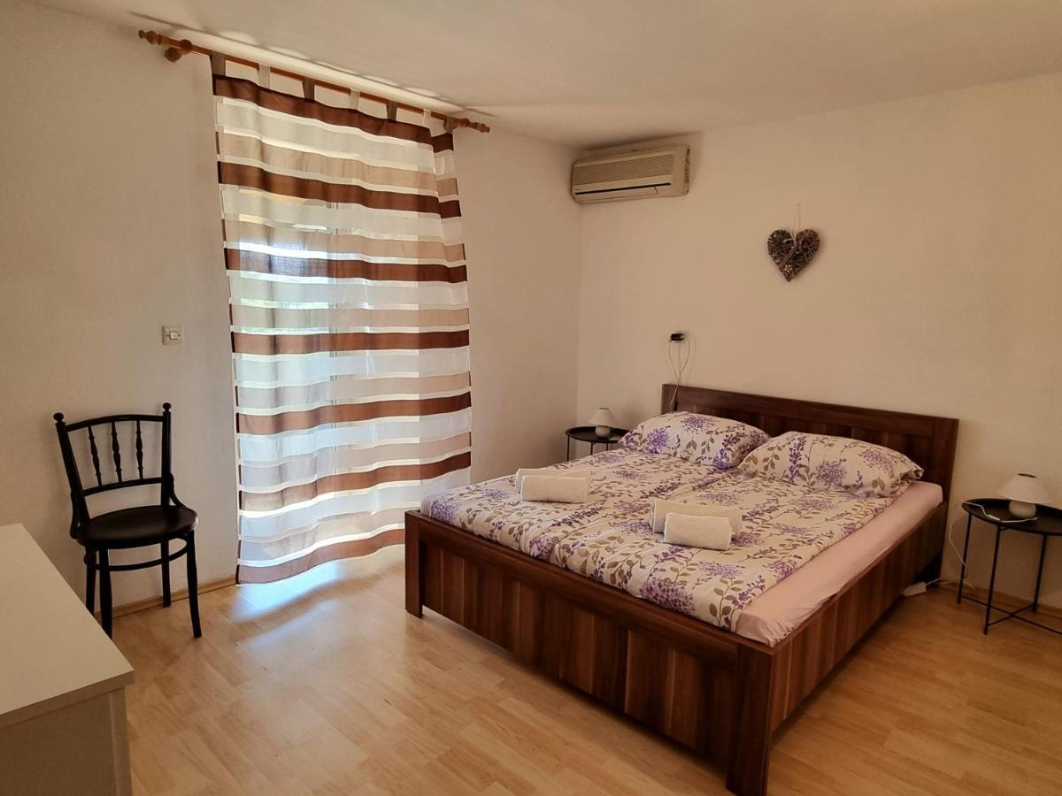 Apartment Melanie Skrbčići Eksteriør billede
