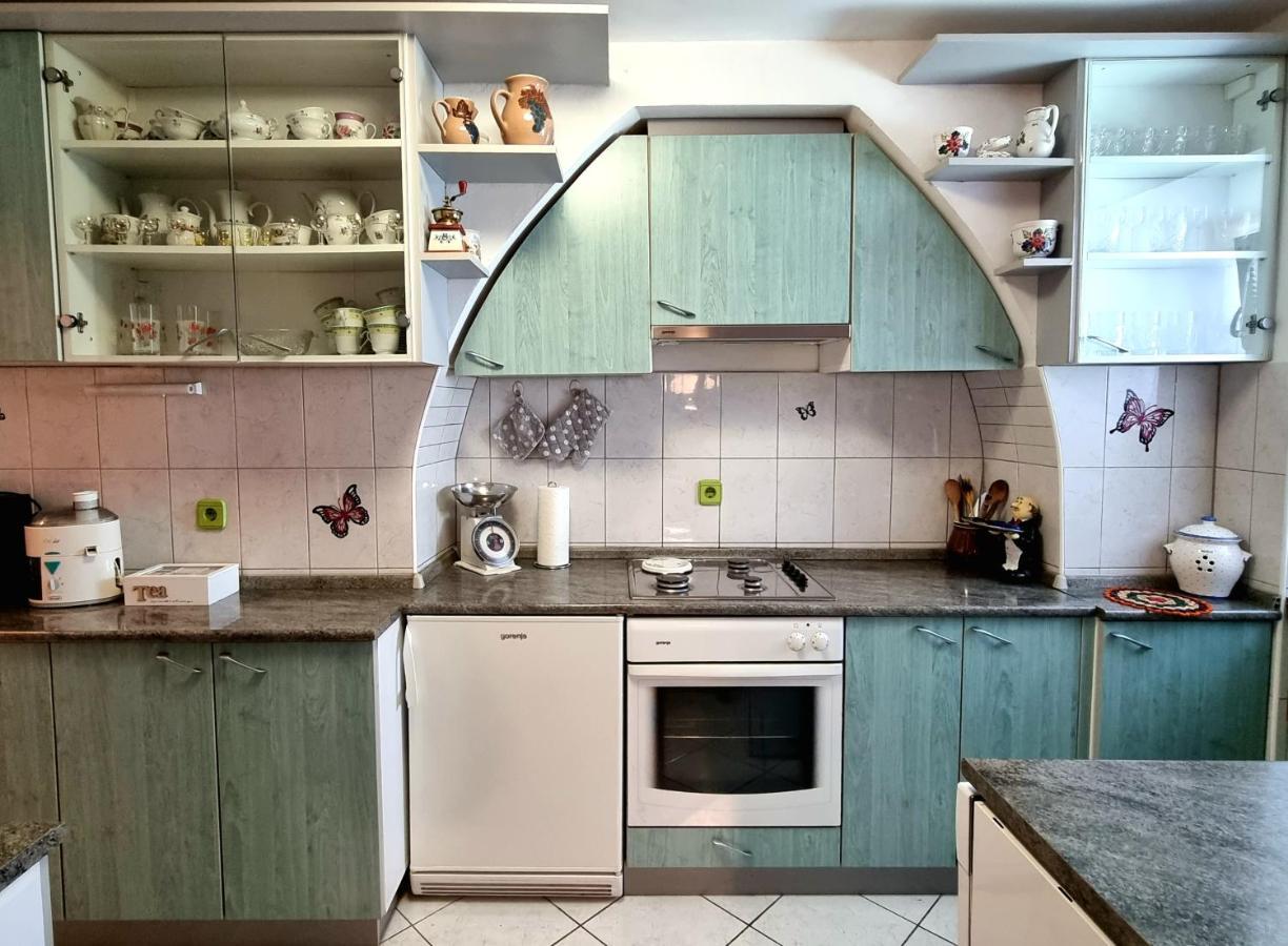 Apartment Melanie Skrbčići Eksteriør billede