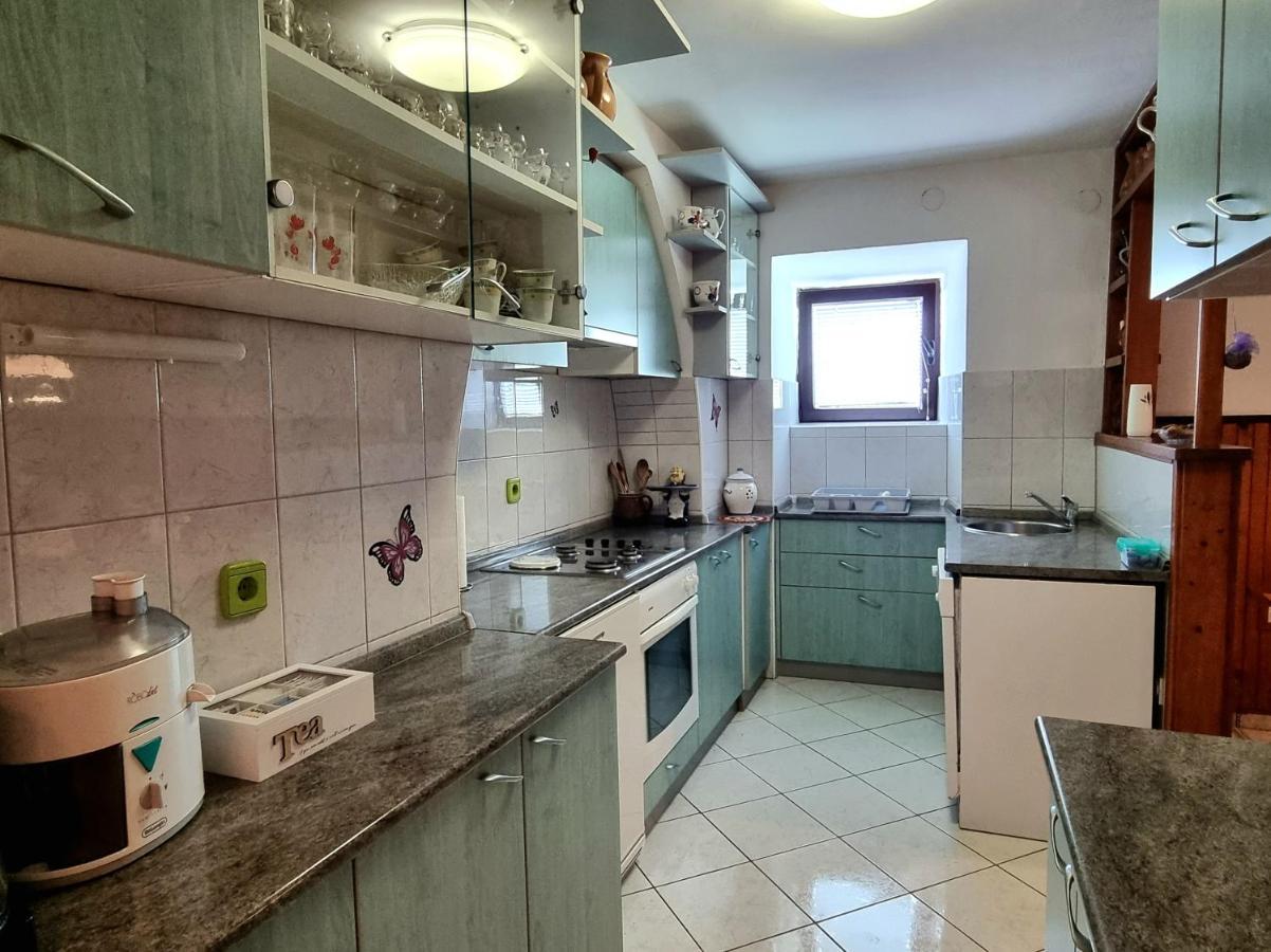 Apartment Melanie Skrbčići Eksteriør billede