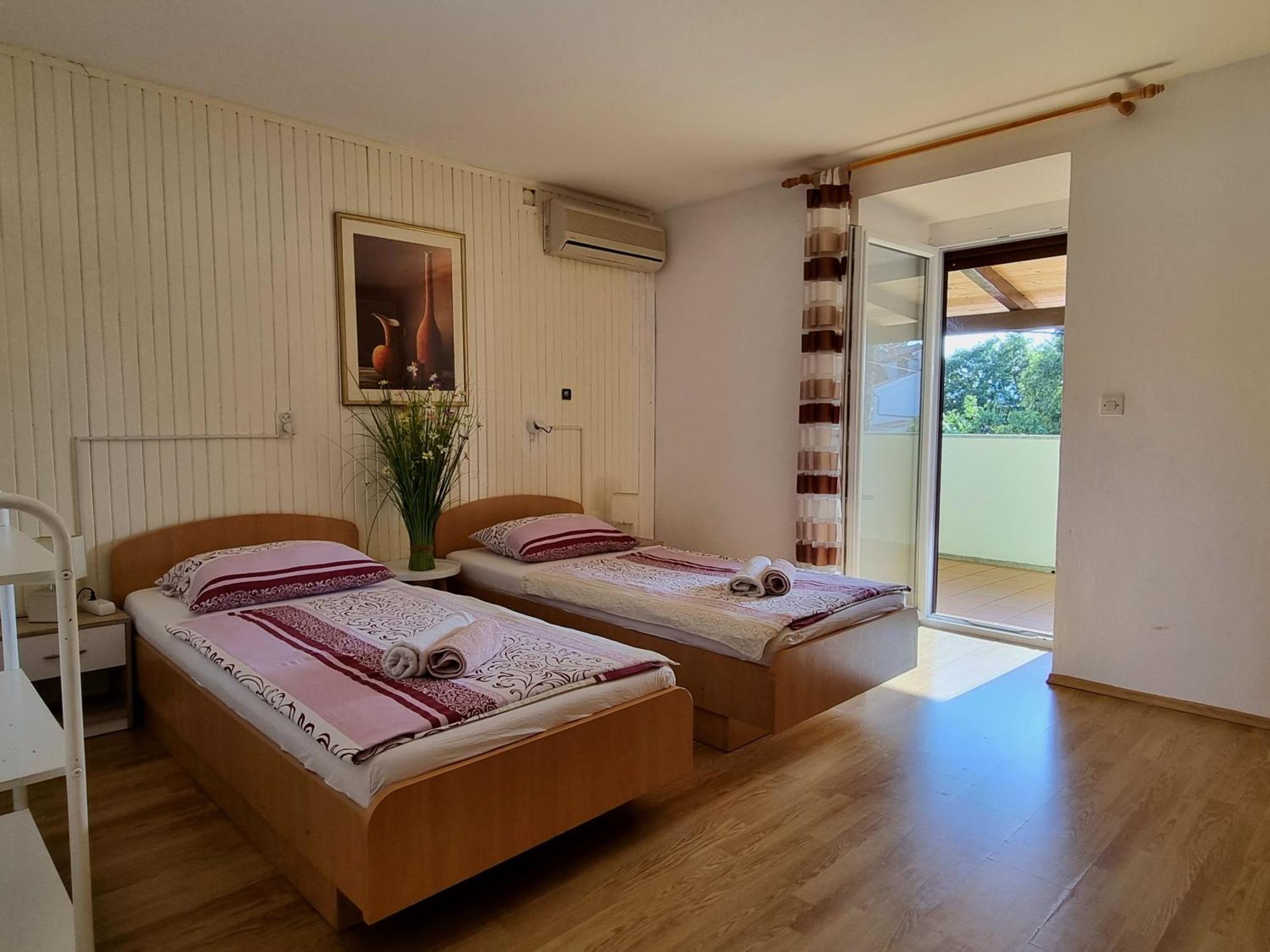 Apartment Melanie Skrbčići Eksteriør billede